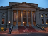 The main steps of The Franklin Institute in the pre-dawn hours before the start of An Event Apart. Photo: Eric Meyer.